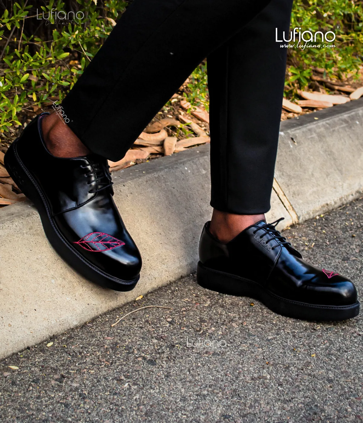 225 - Lufiano Lace up: Black-Red