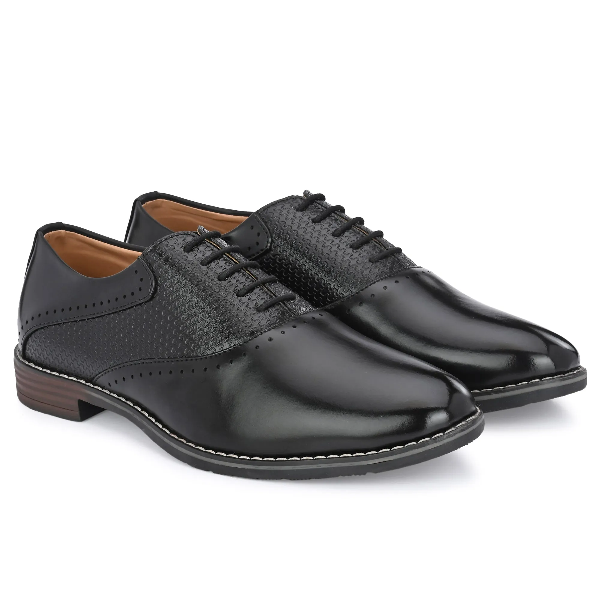 Attitudist Unisex Handcrafted Oxford Gradient Black Formal Laceup Derby Shoes With Semi Chatai Design