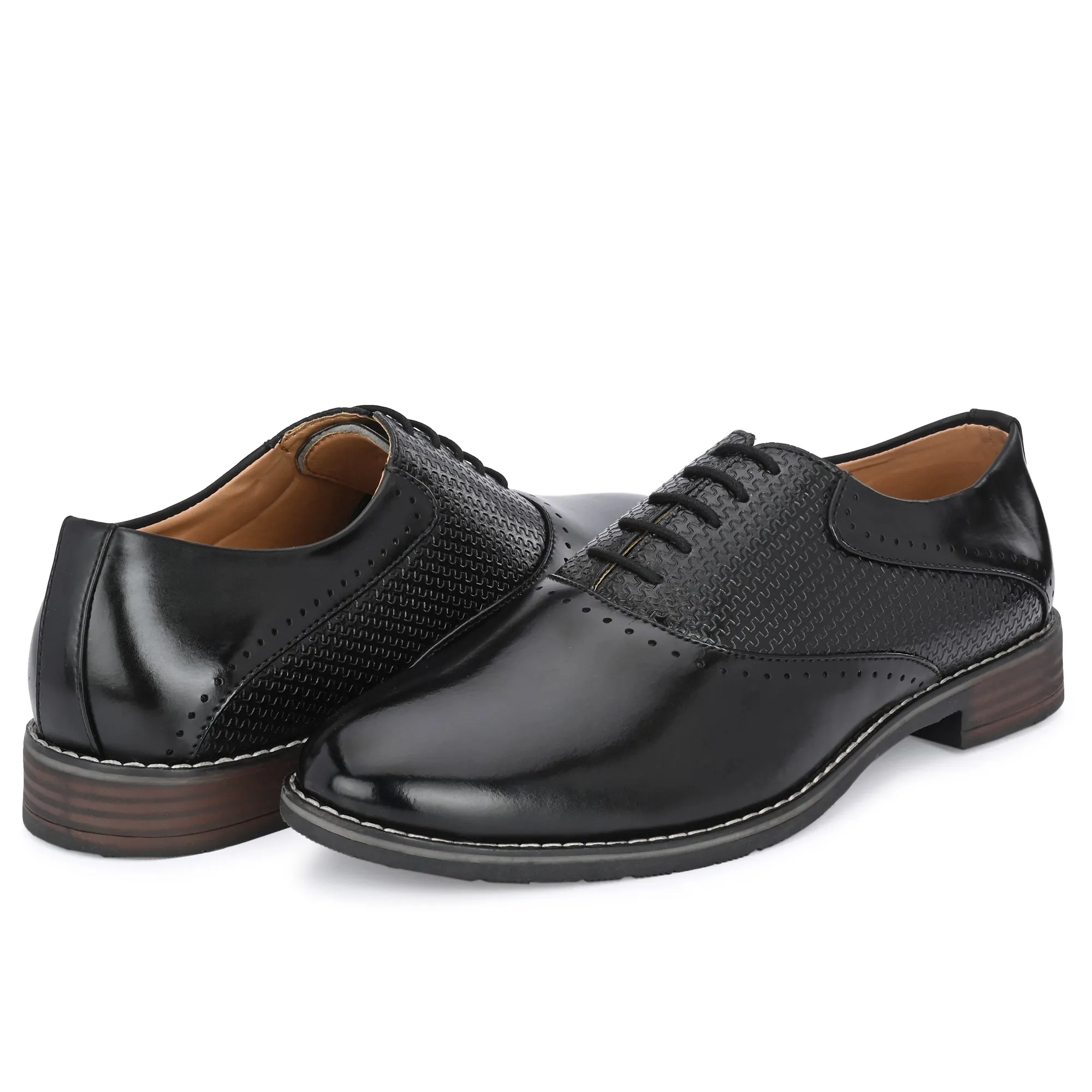 Attitudist Unisex Handcrafted Oxford Gradient Black Formal Laceup Derby Shoes With Semi Chatai Design