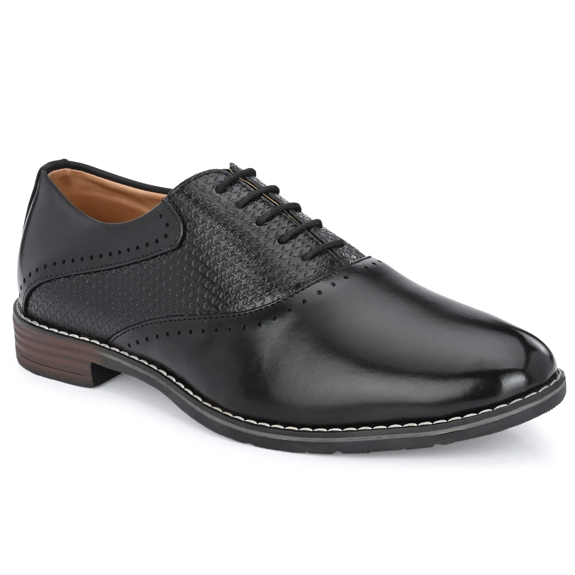 Attitudist Unisex Handcrafted Oxford Gradient Black Formal Laceup Derby Shoes With Semi Chatai Design