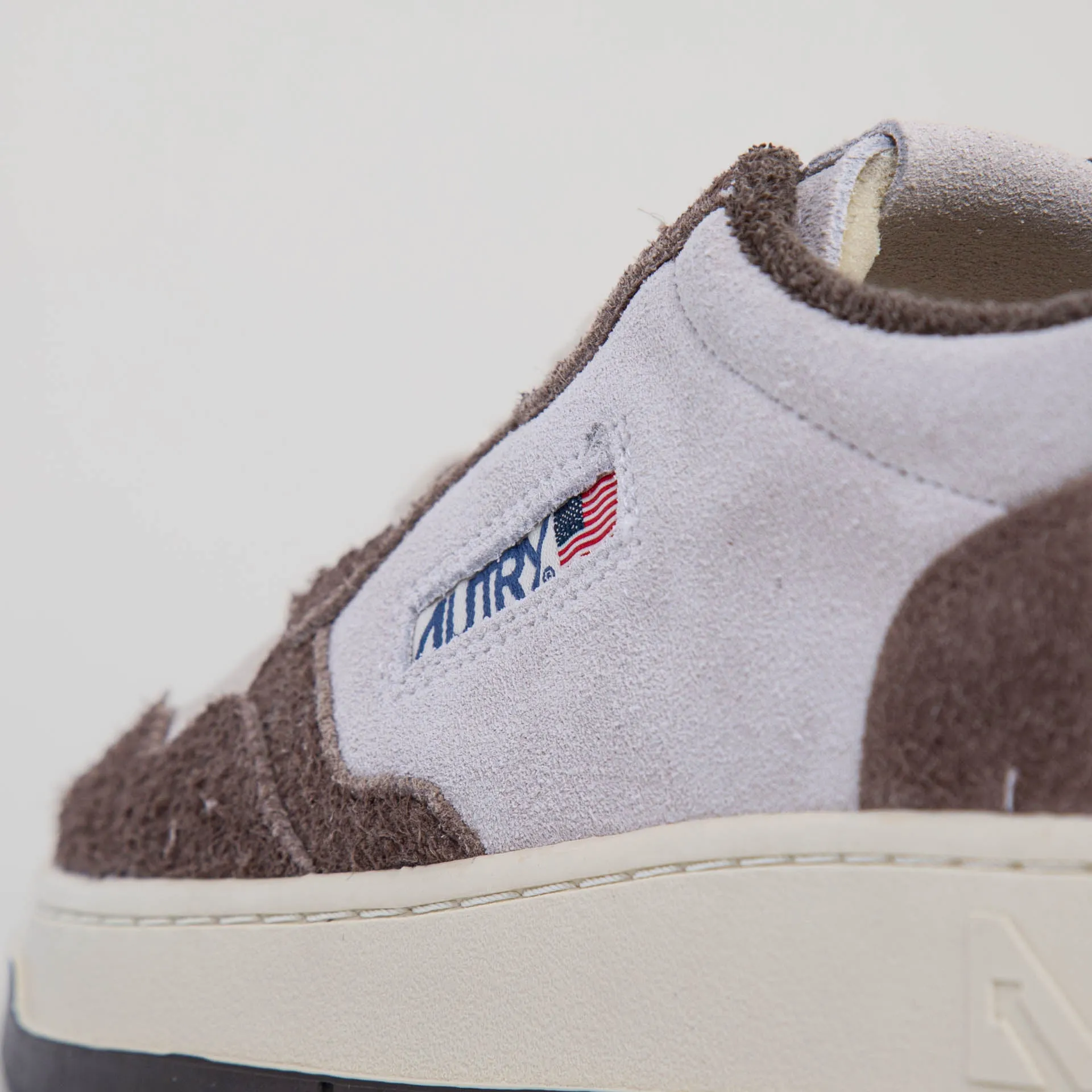 AUTRY SNEAKERS AULM-SH 05 BROWN