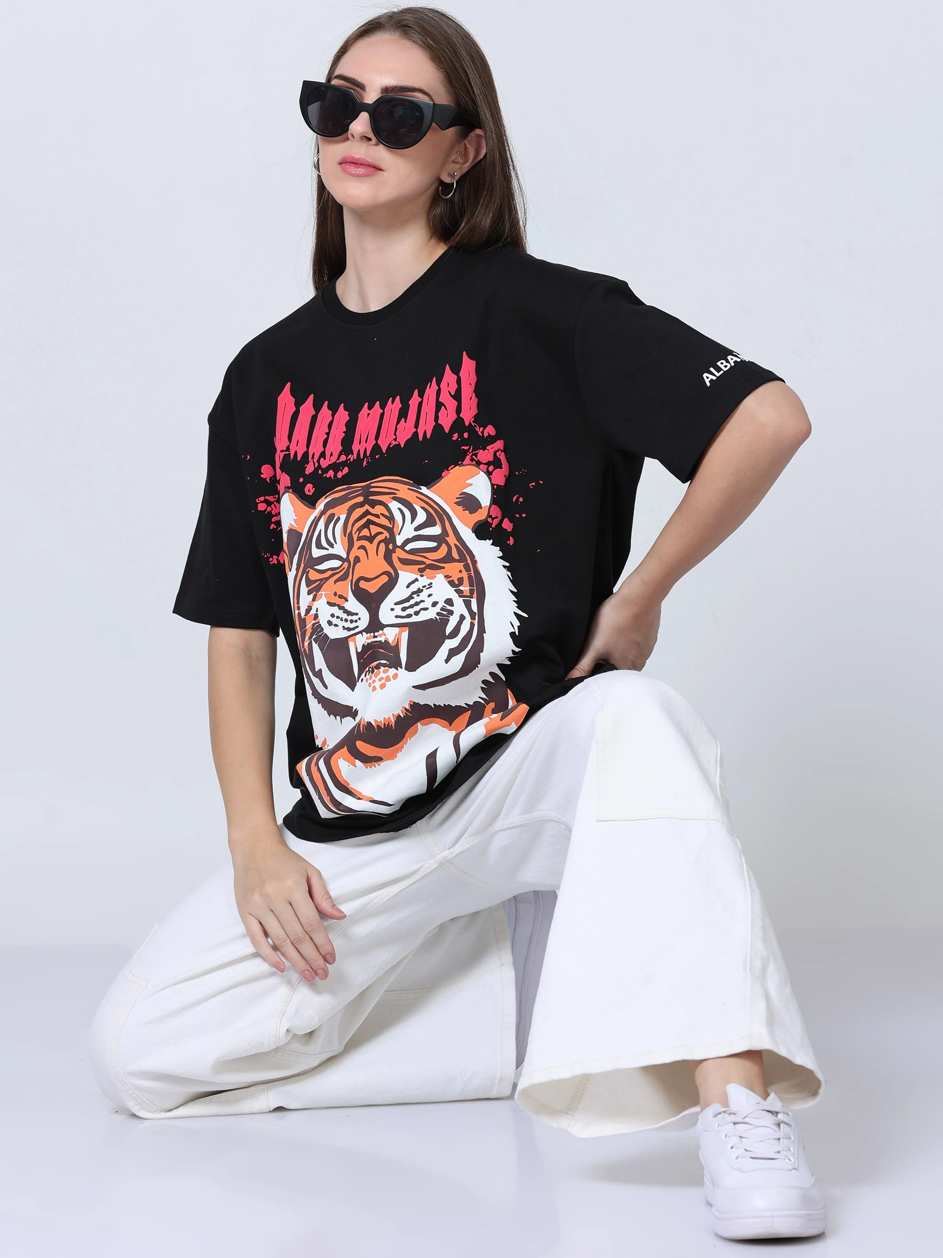 Black Laughing tiger Heavy Oversized T-shirt - UNISEX