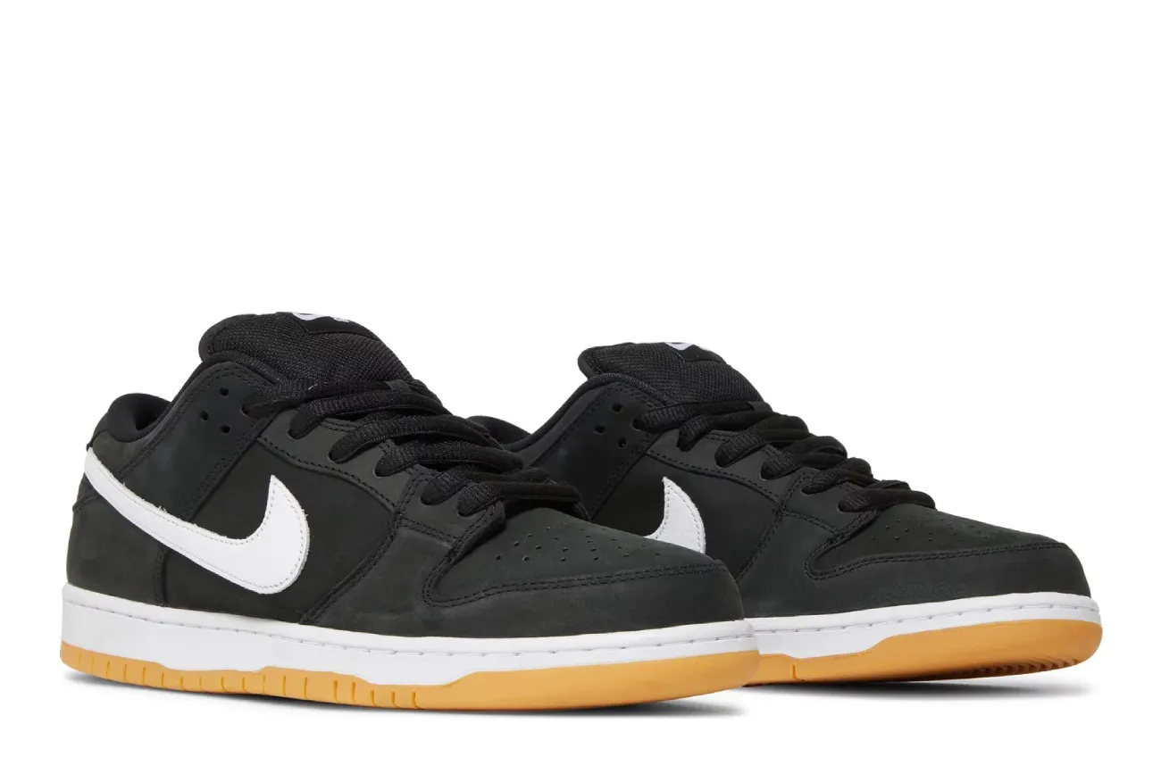 Dunk Low SB 'Black Gum'