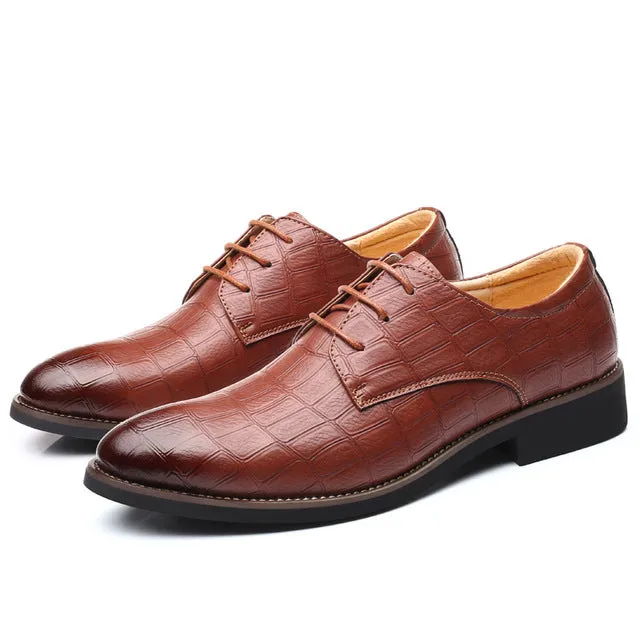 Flexible Pointed Matte Leather Oxford Shoe