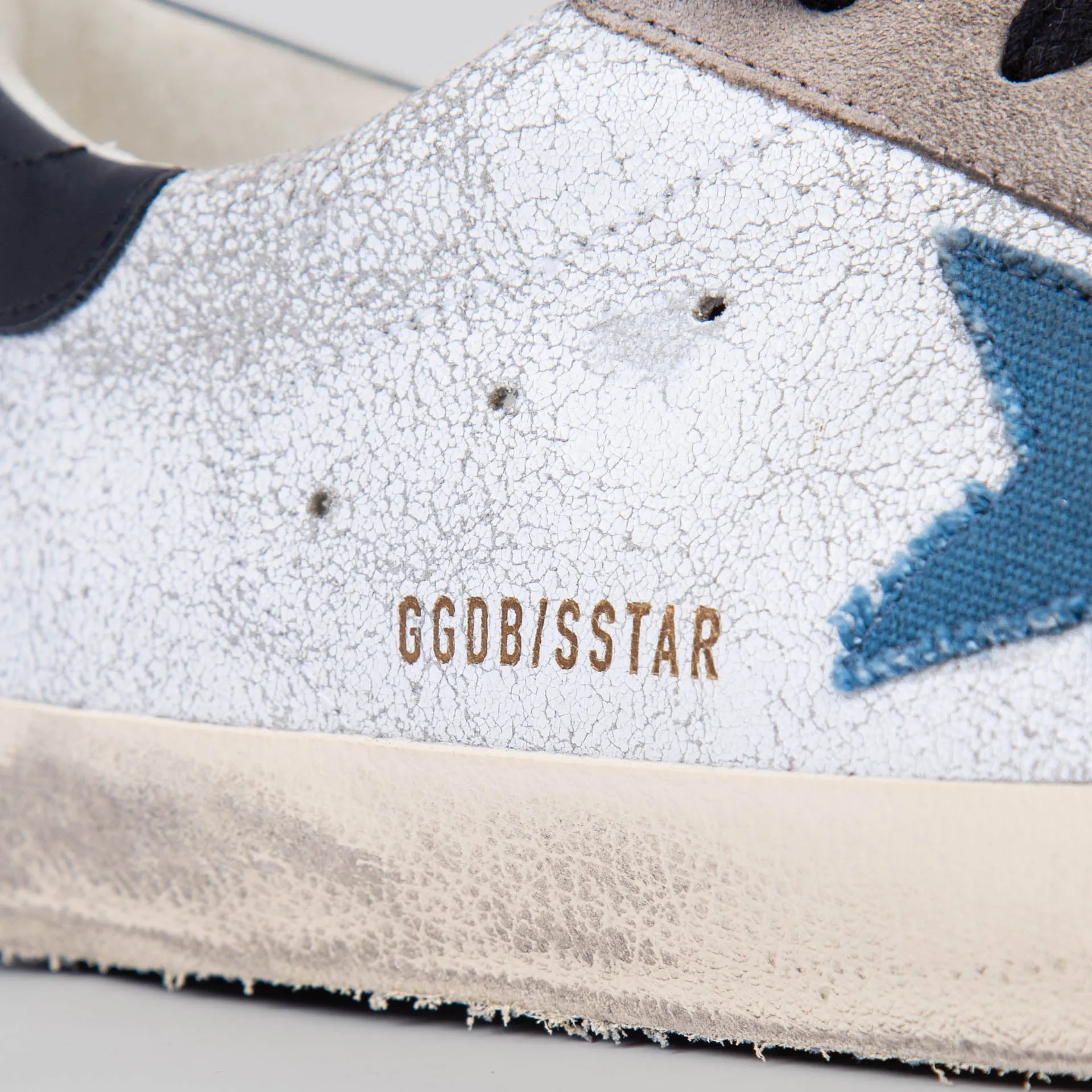 GOLDEN GOOSE SNEAKERS GMF00101.F006228 82723 WHITE