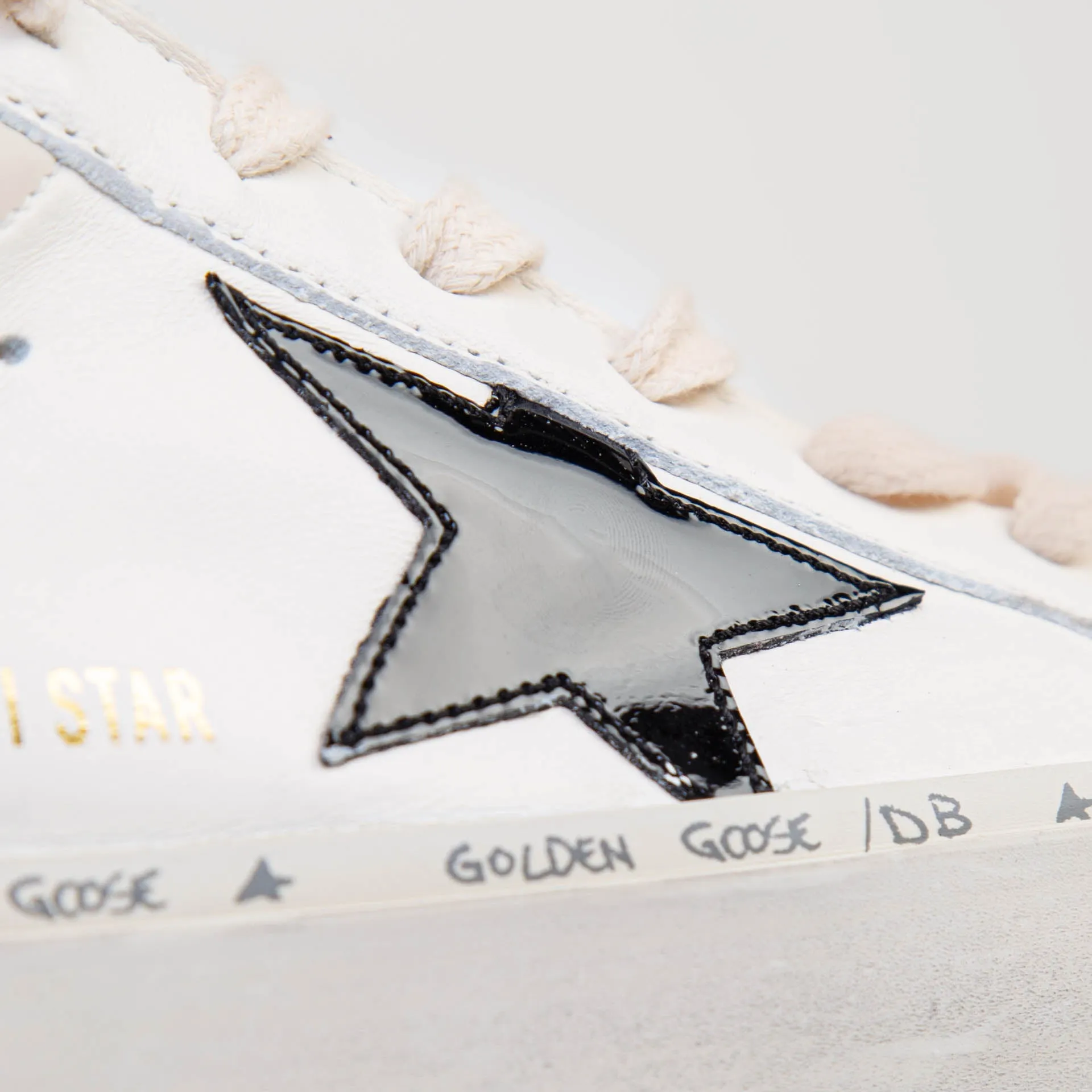 GOLDEN GOOSE SNEAKERS GWF00118.F006188 10283 WHITE/BLACK