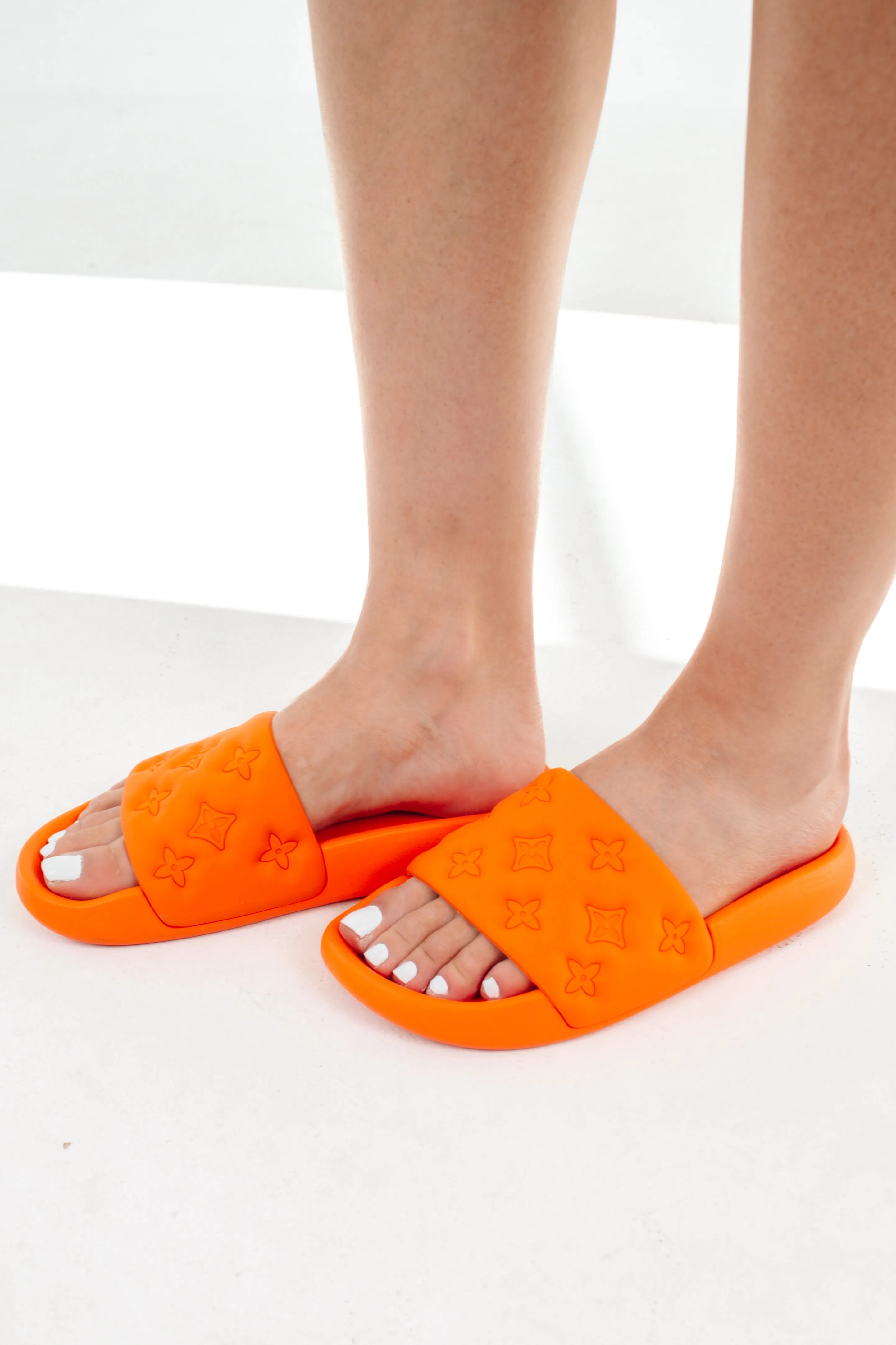 Lowkey Famous Slides - Orange