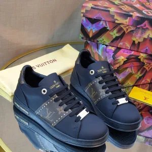 Luxury Sneakers - LOV - 6100