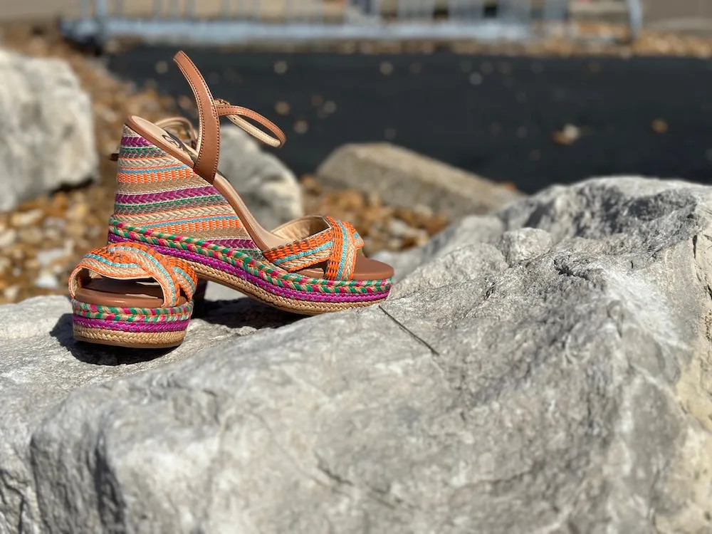 MOVE - Natural Raffia Wedge Sandal