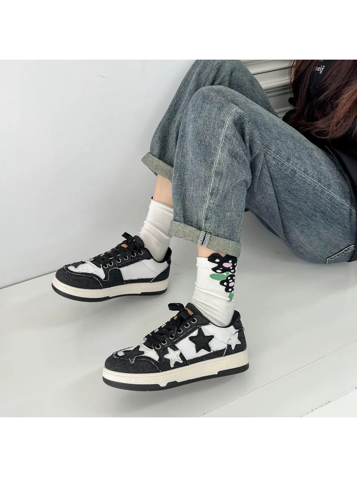 New Artistic Style Star Pattern Canvas Shoes for Women