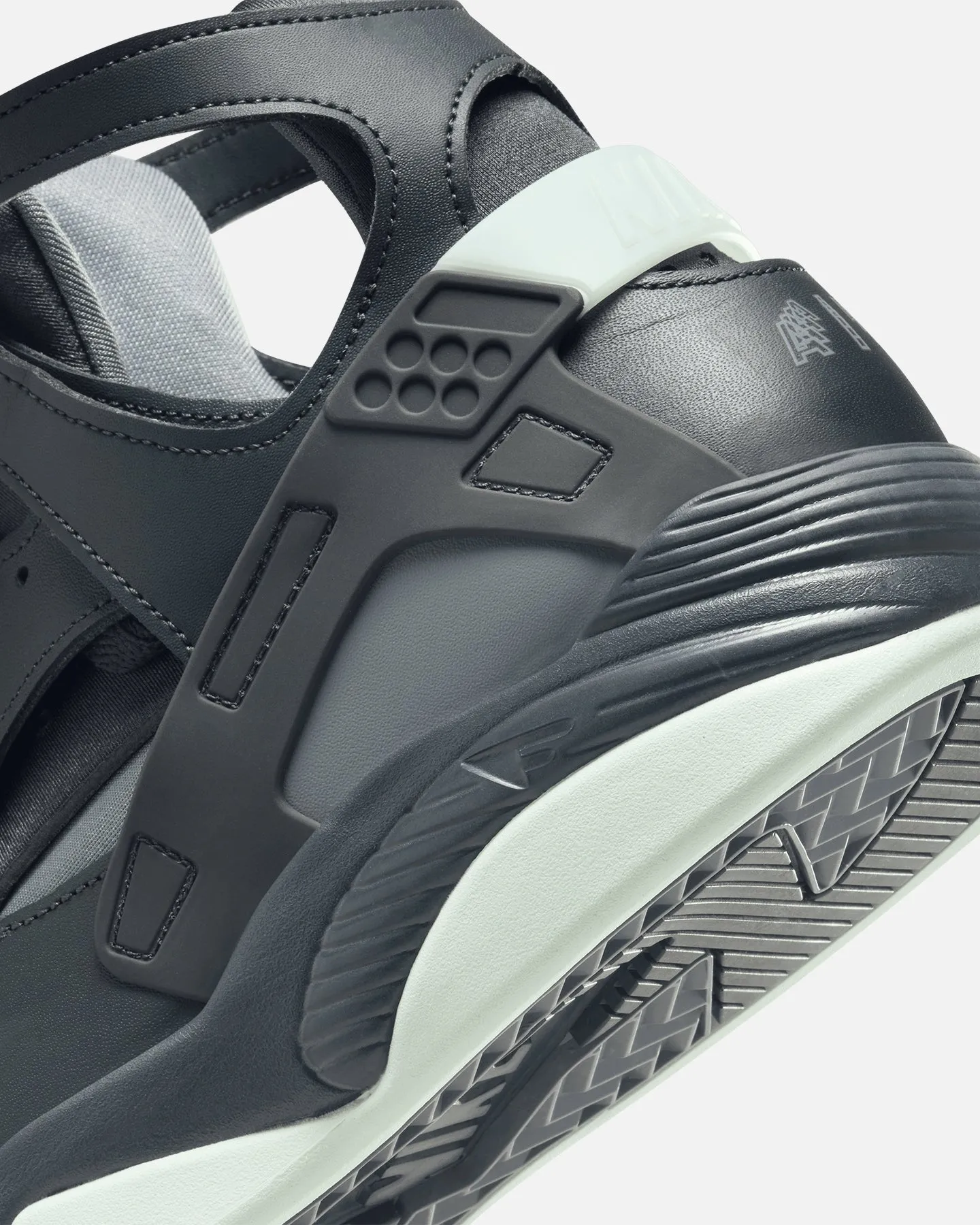 Nike Air Flight Huarache Dark Smoke Grey/Black