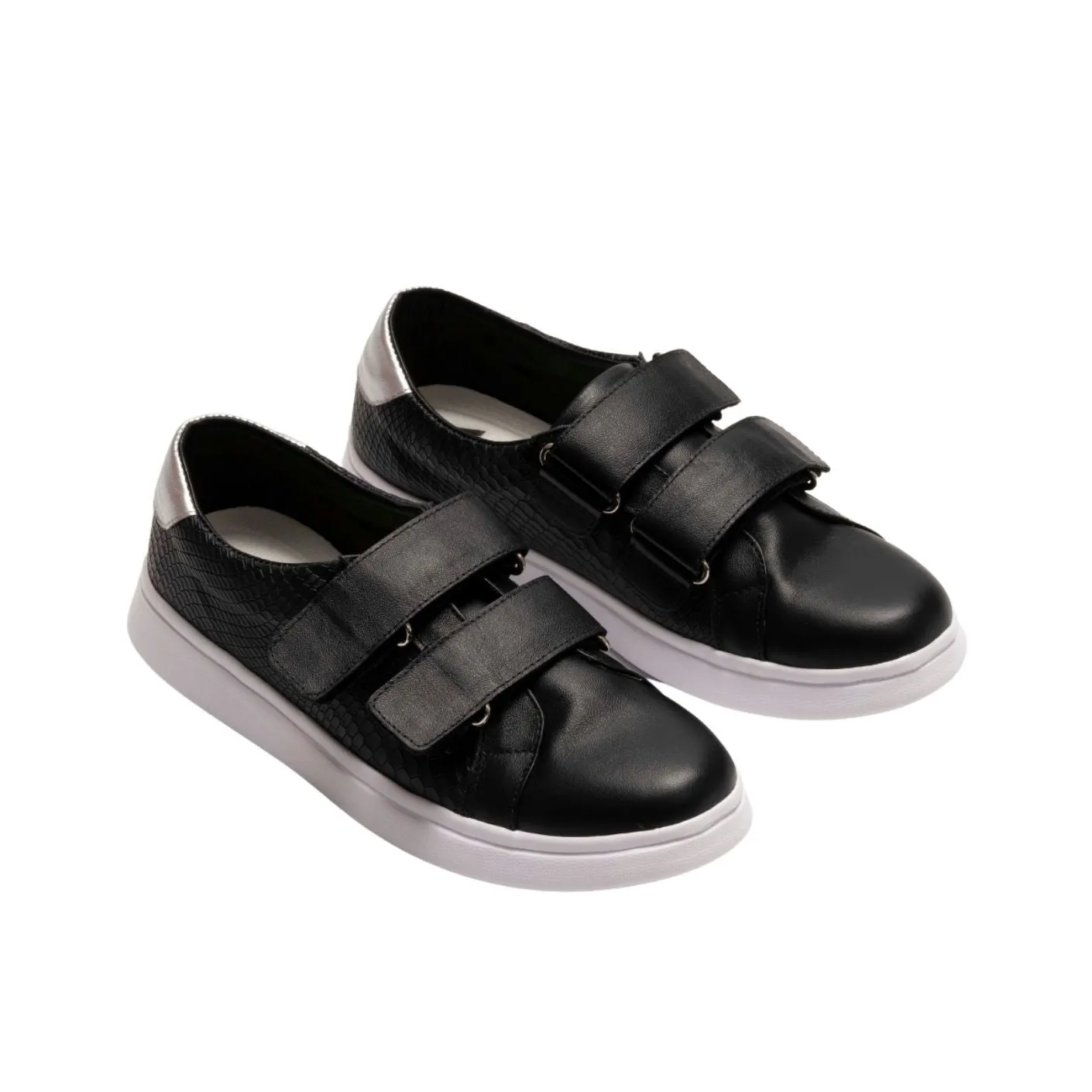 Silvia Cobos Bianca Sneakers Black